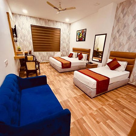 Amora Rooms Dwarka นิวเดลี ภายนอก รูปภาพ