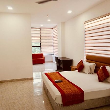Amora Rooms Dwarka นิวเดลี ภายนอก รูปภาพ